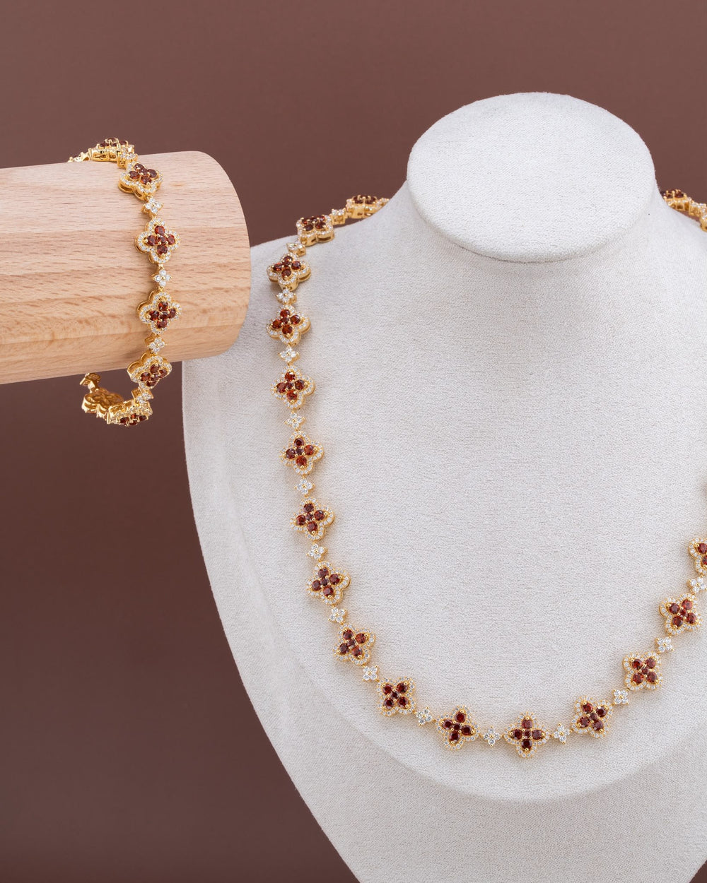 D'ORO Red Clover, Necklace & Bracelet